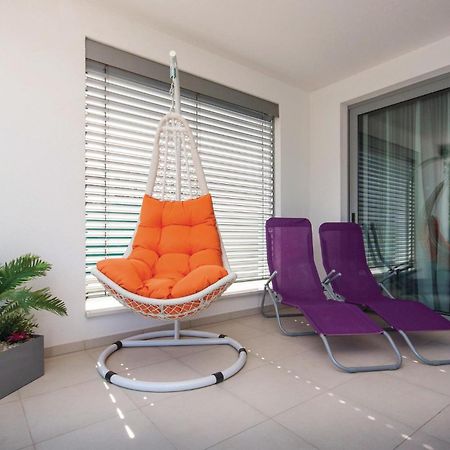Stunning Apartment In Grebastica With Kitchen Exterior photo