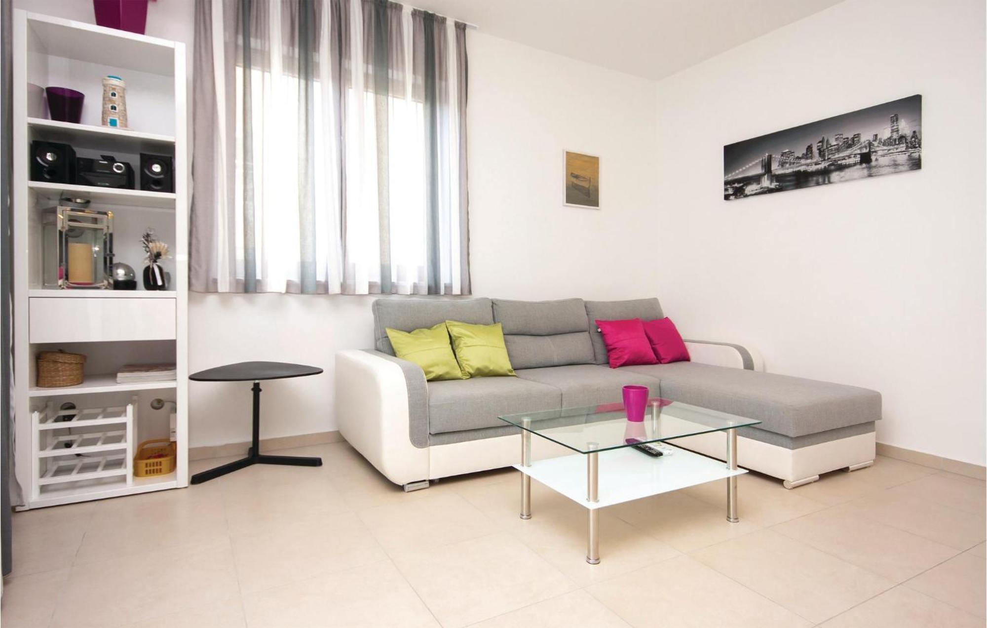 Stunning Apartment In Grebastica With Kitchen Exterior photo