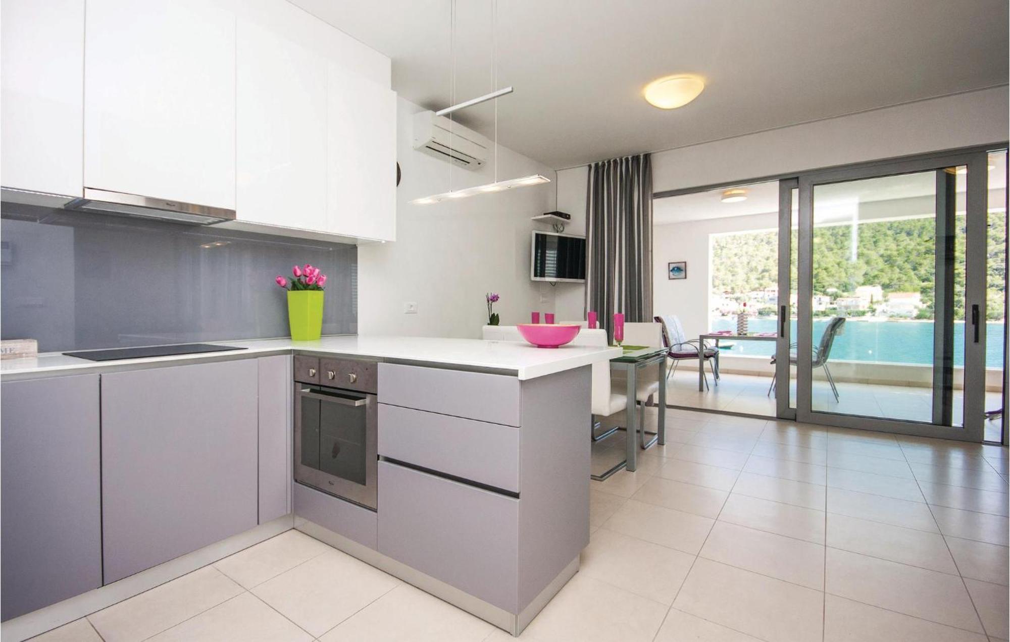 Stunning Apartment In Grebastica With Kitchen Exterior photo